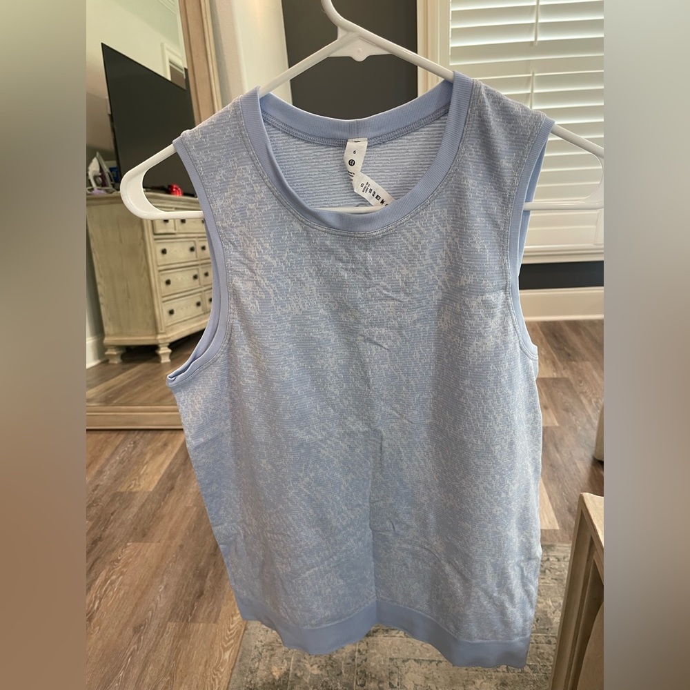 Lululemon swiftly breathe relaxed fit muscle tank